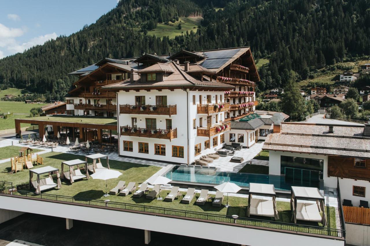 Hotel Tauernhof Grossarl Exterior photo